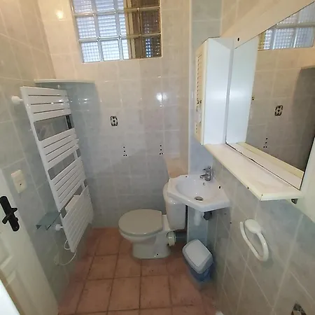 Agreable Meuble Sur Le Chateaux 66 *